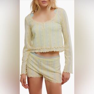 Intinately Spring Break Pajamas Printed Set NWOT butter combo